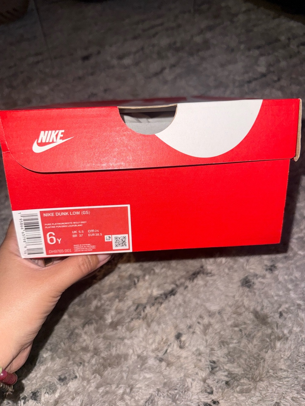 Nike Low-Top Sneakers in Light Gray & White - Picture 3 of 10